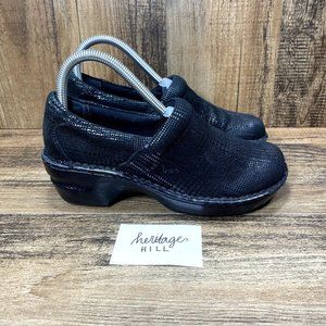 BOC Born Concepts Black Sparkle Pattern Clogs - Women's Size 7